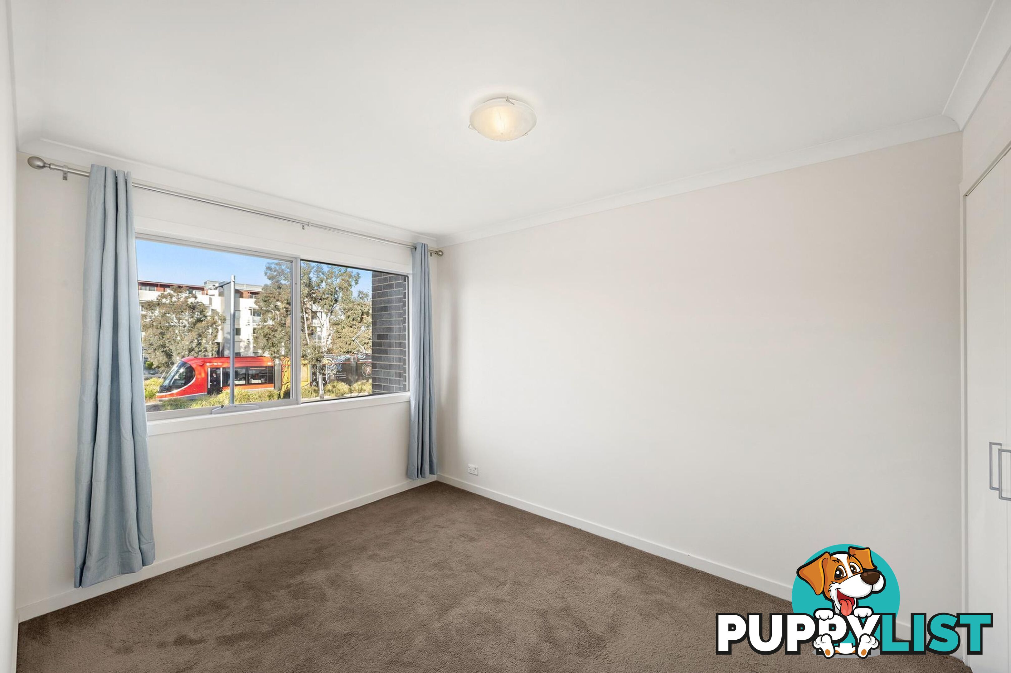 13/2 Clare Burton Crescent FRANKLIN ACT 2913