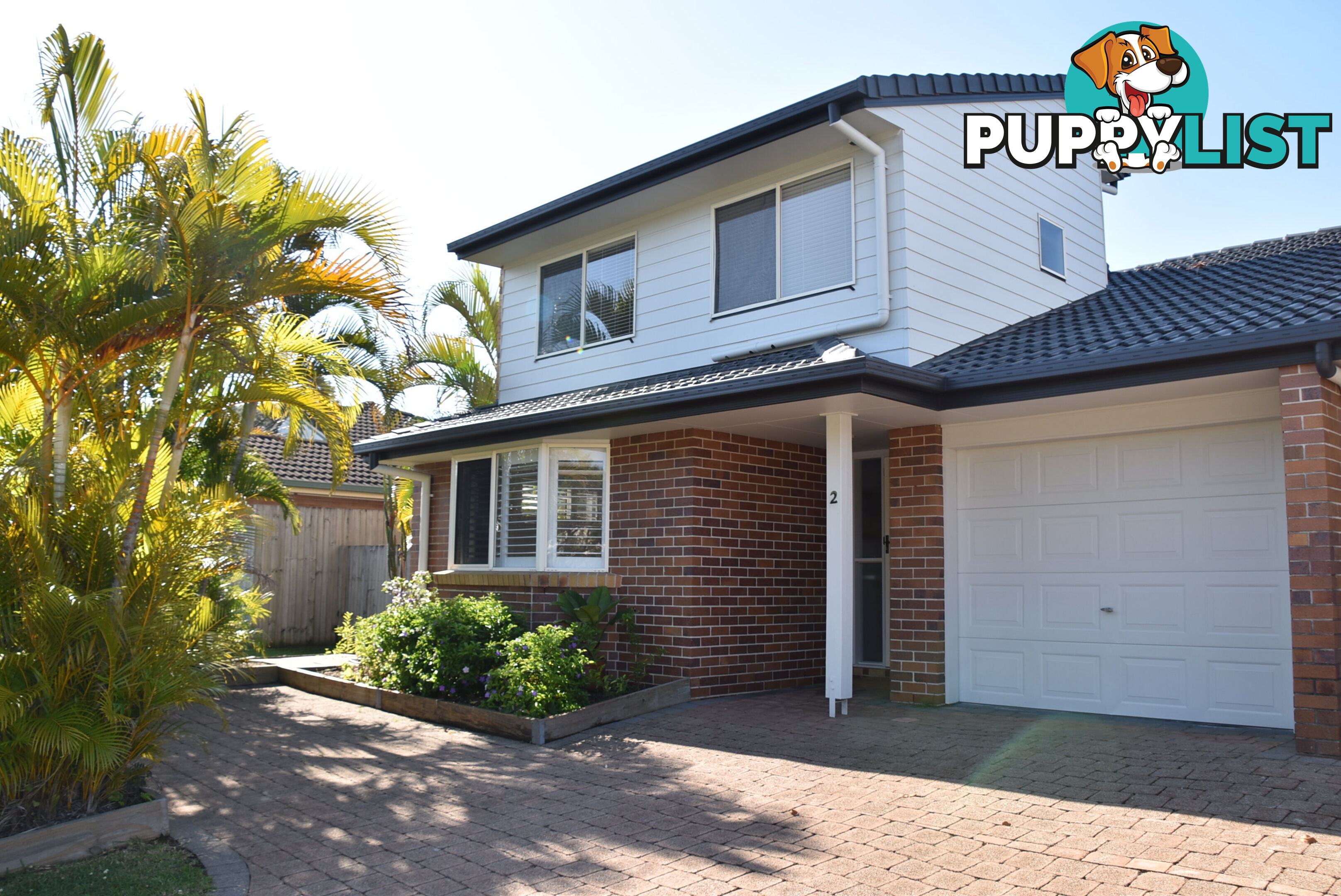 2 15 Radiata Drive MAROOCHYDORE QLD 4558