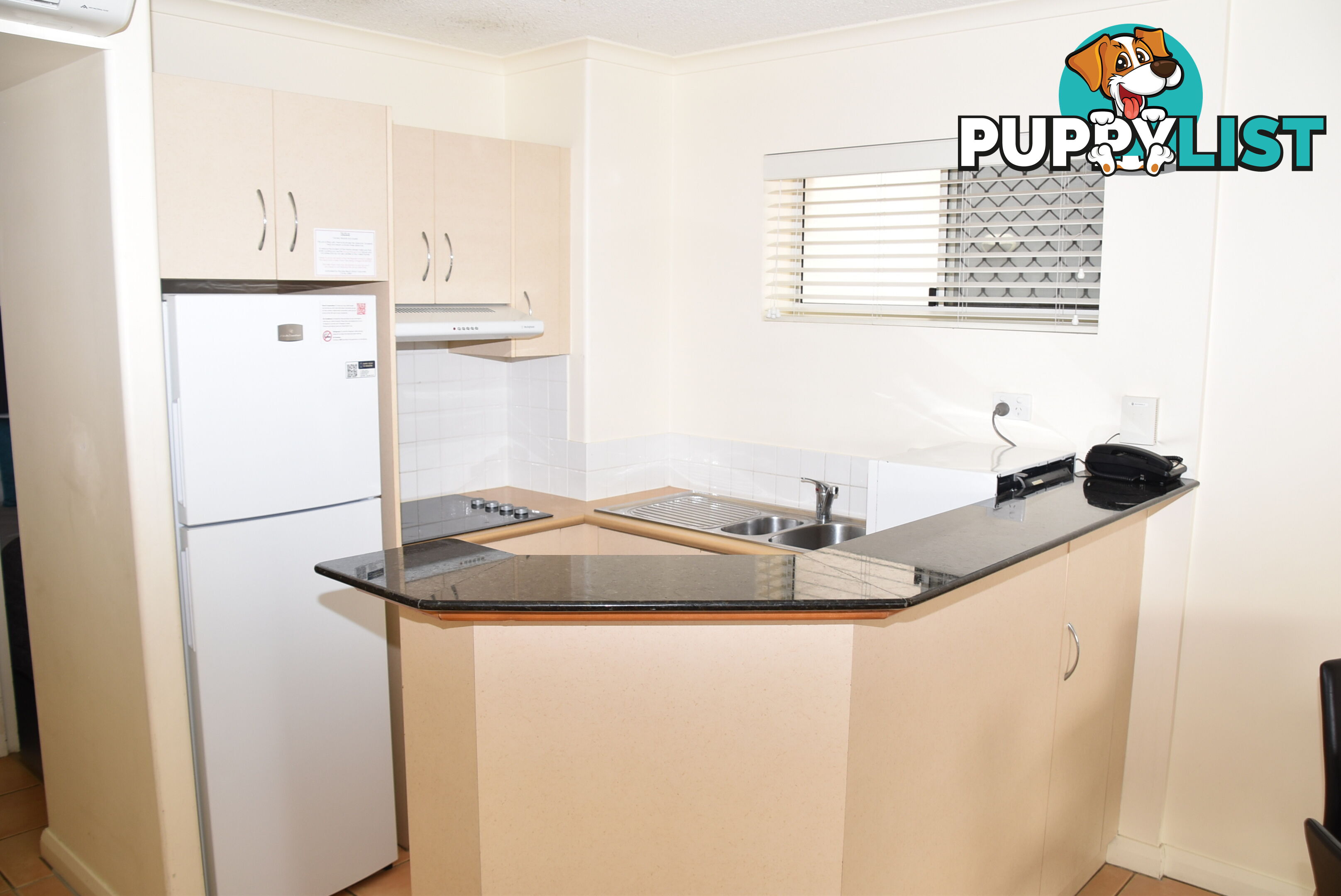 214 180 Alexandra Parade ALEXANDRA HEADLAND QLD 4572