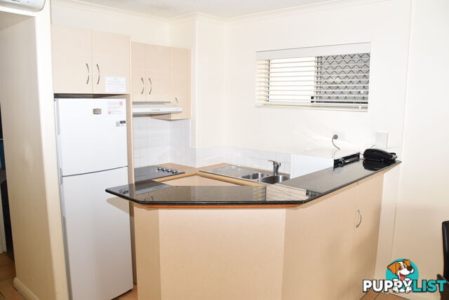 214 180 Alexandra Parade ALEXANDRA HEADLAND QLD 4572