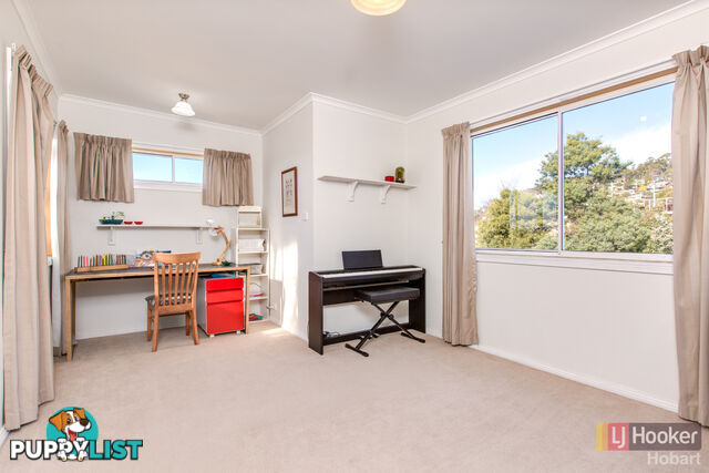 30 Suncrest Avenue LENAH VALLEY TAS 7008