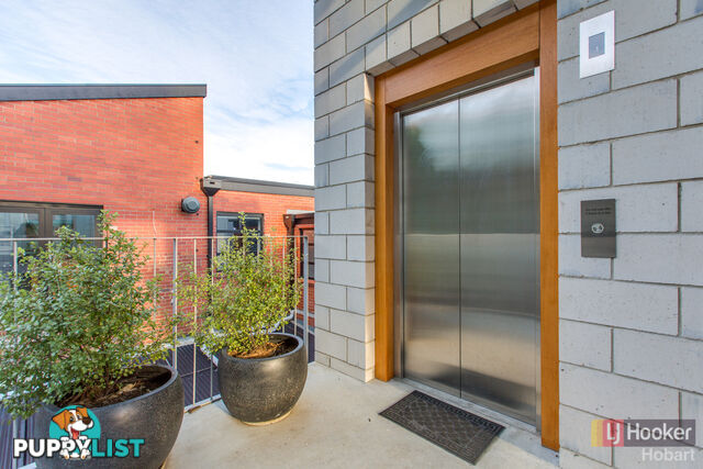 1 and 3/95 Brooker Avenue HOBART TAS 7000
