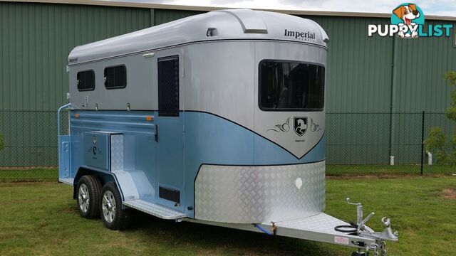 Imperial 2 Horse Angle Load Classic Camper