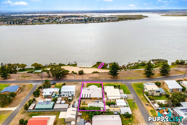 19 Captain Sturt Parade Hindmarsh Island SA 5214