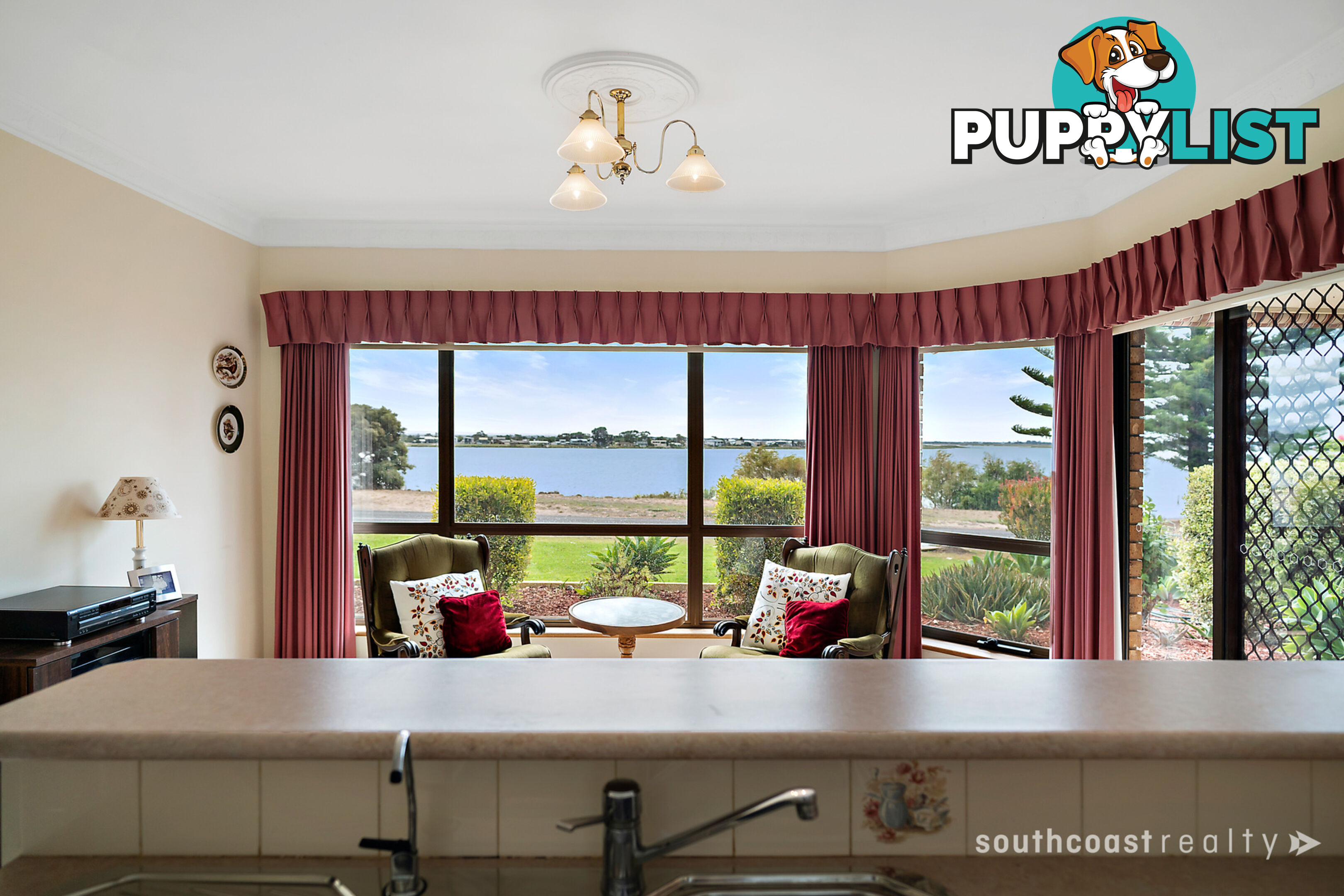 19 Captain Sturt Parade Hindmarsh Island SA 5214