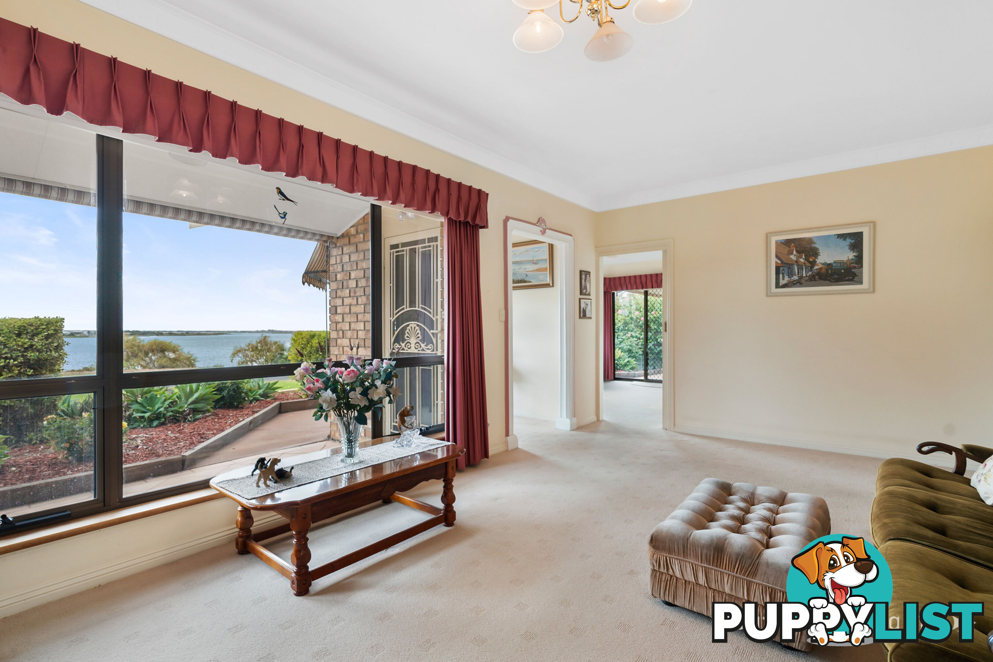 19 Captain Sturt Parade Hindmarsh Island SA 5214