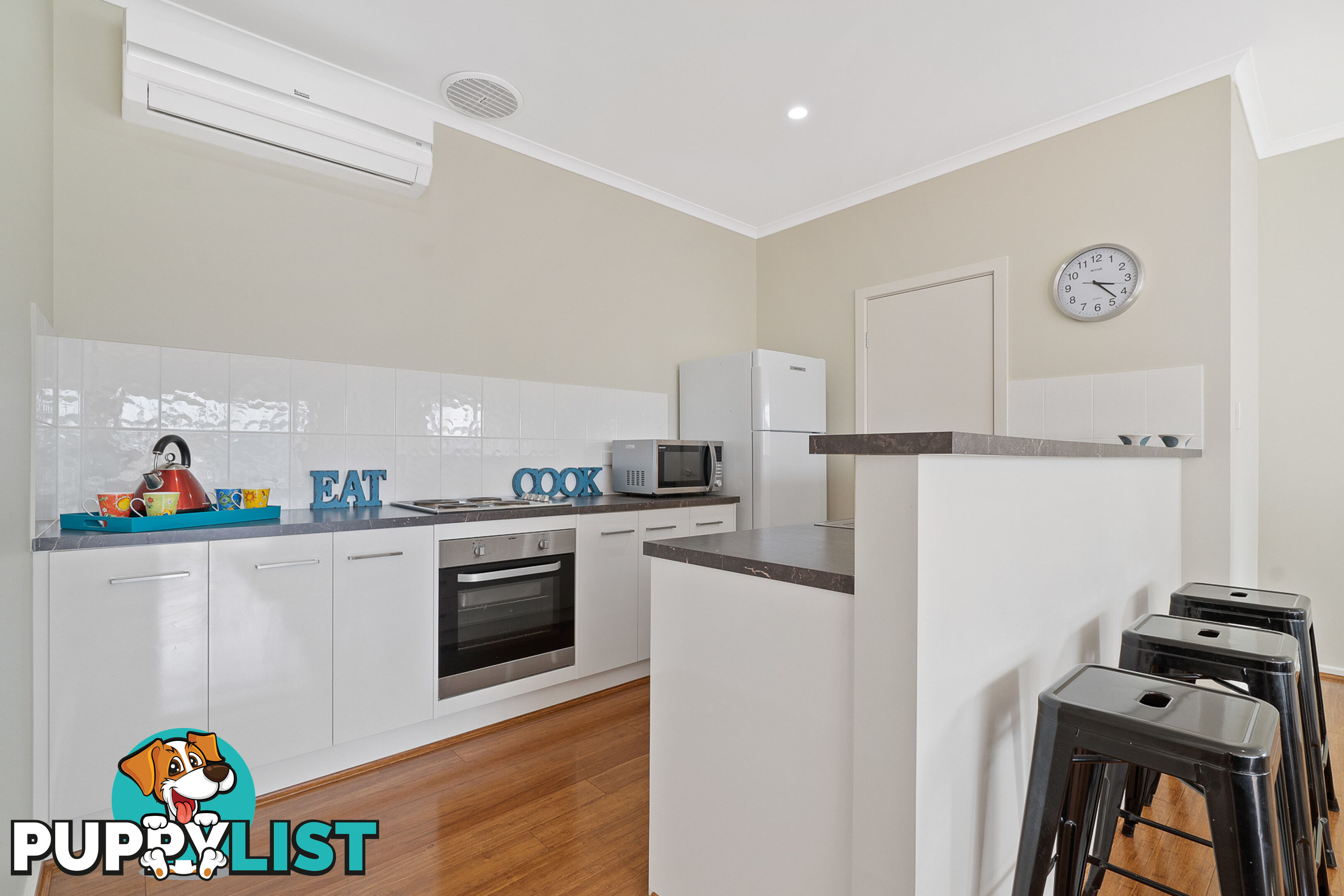 1 Merrilli Place Port Elliot SA 5212