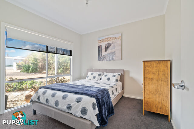 1 Merrilli Place Port Elliot SA 5212