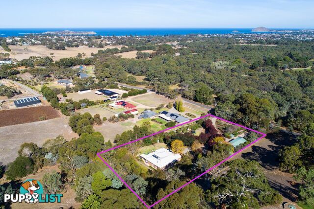 50 Henderson Road Victor Harbor SA 5211