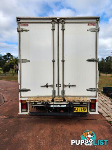 2018 Isuzu Nnr 45-150 Pantech Automatic