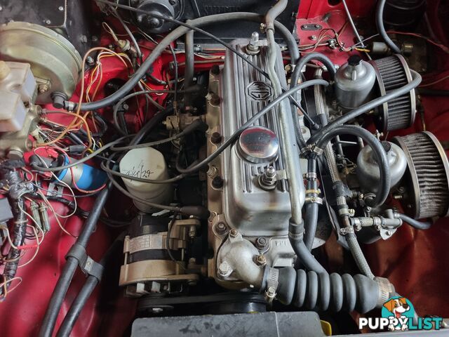 1976 MG B Convertible Manual