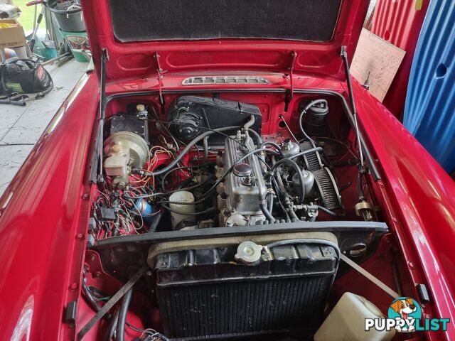 1976 MG B Convertible Manual