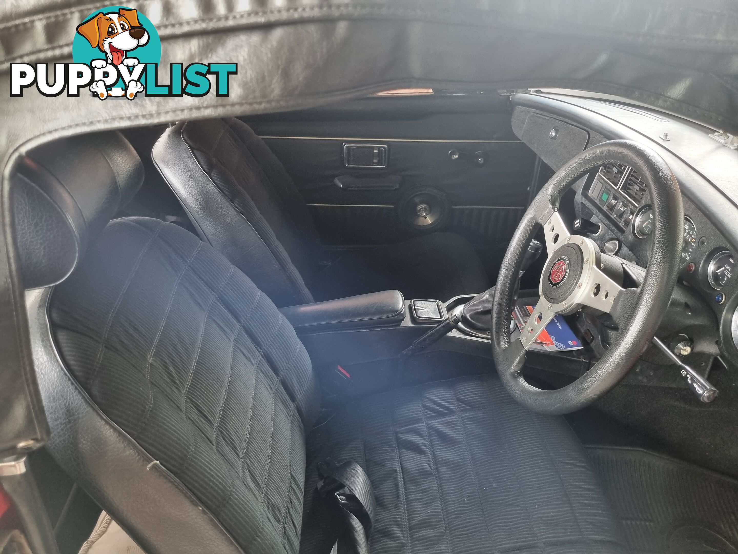 1976 MG B Convertible Manual