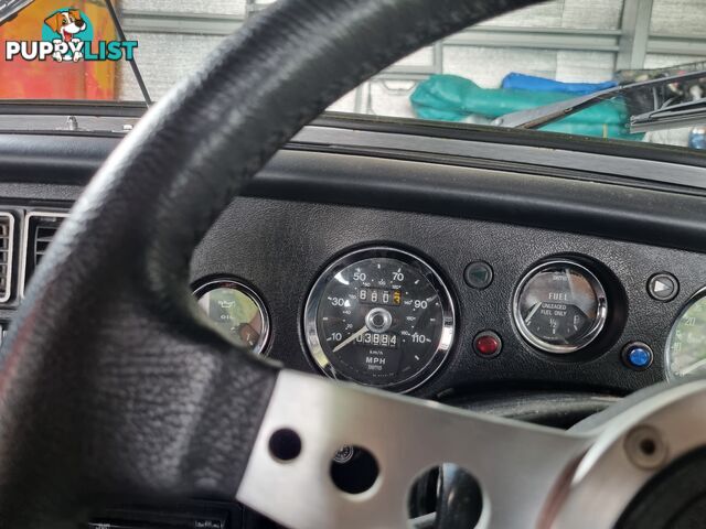 1976 MG B Convertible Manual