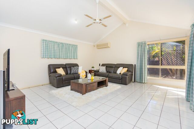 11 Markwell Court PETRIE QLD 4502