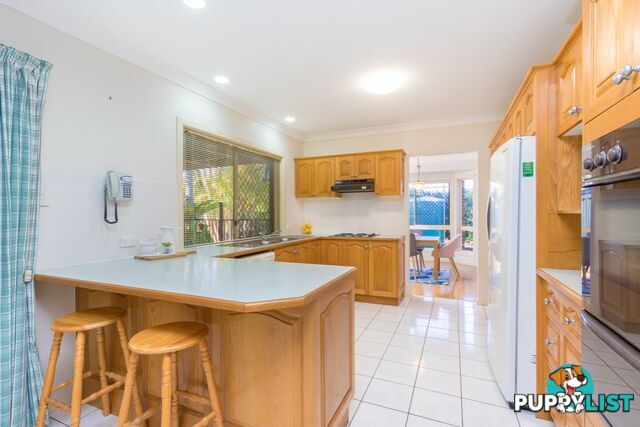 11 Markwell Court PETRIE QLD 4502