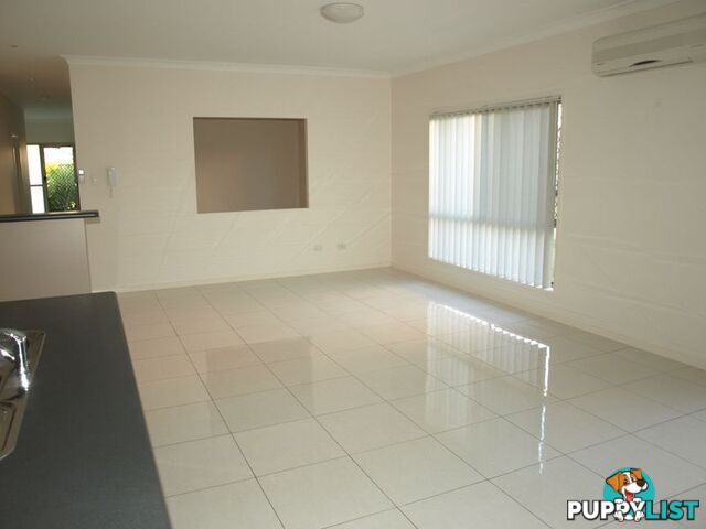 18 Waterway Crescent MURRUMBA DOWNS QLD 4503