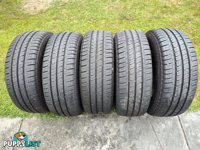 Michelin Agilis + tyres