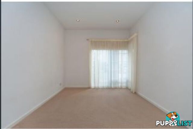 5 Waterton Lane MAWSON LAKES SA 5095