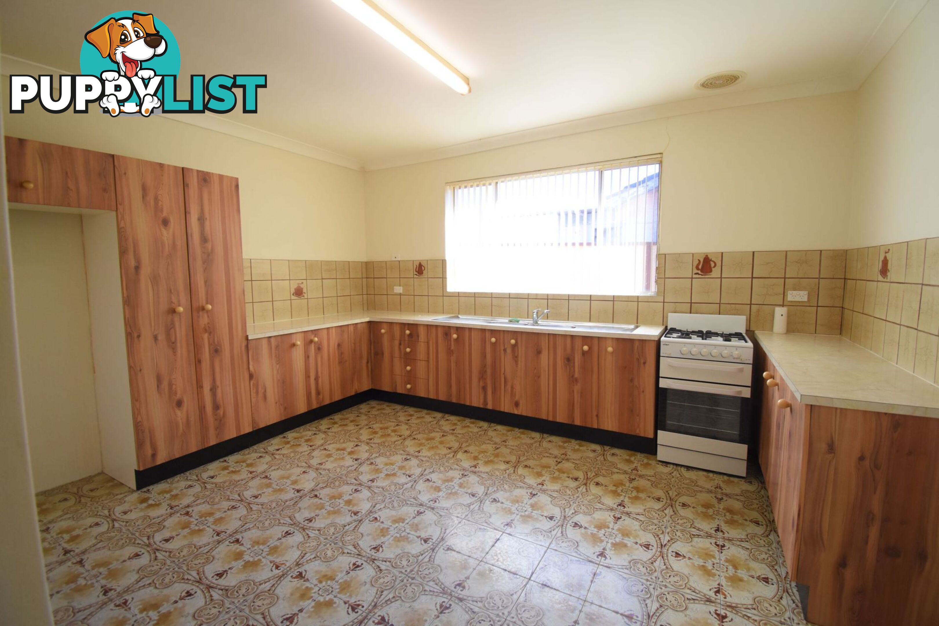 30 McKibbin Street CANLEY HEIGHTS NSW 2166