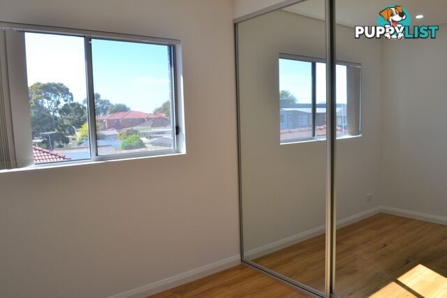 30 McKibbin Street CANLEY HEIGHTS NSW 2166