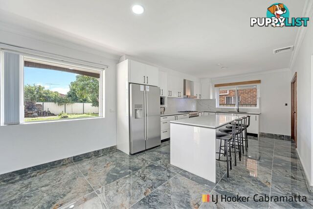 31 Corinda St ST JOHNS PARK NSW 2176