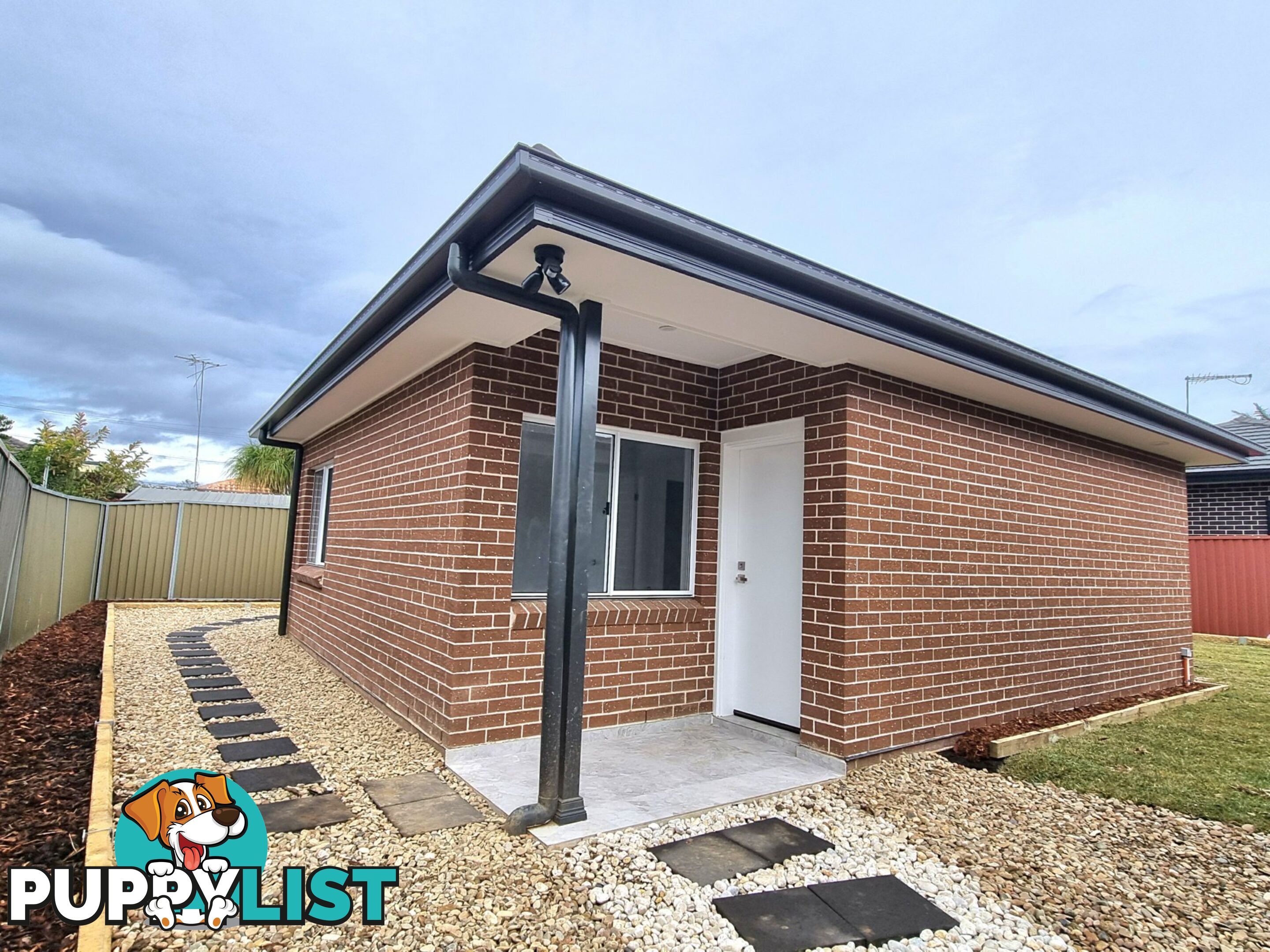 32a KENDALL STREET FAIRFIELD WEST NSW 2165