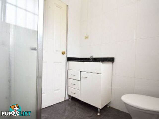 13/7 Pevensey St CANLEY VALE NSW 2166