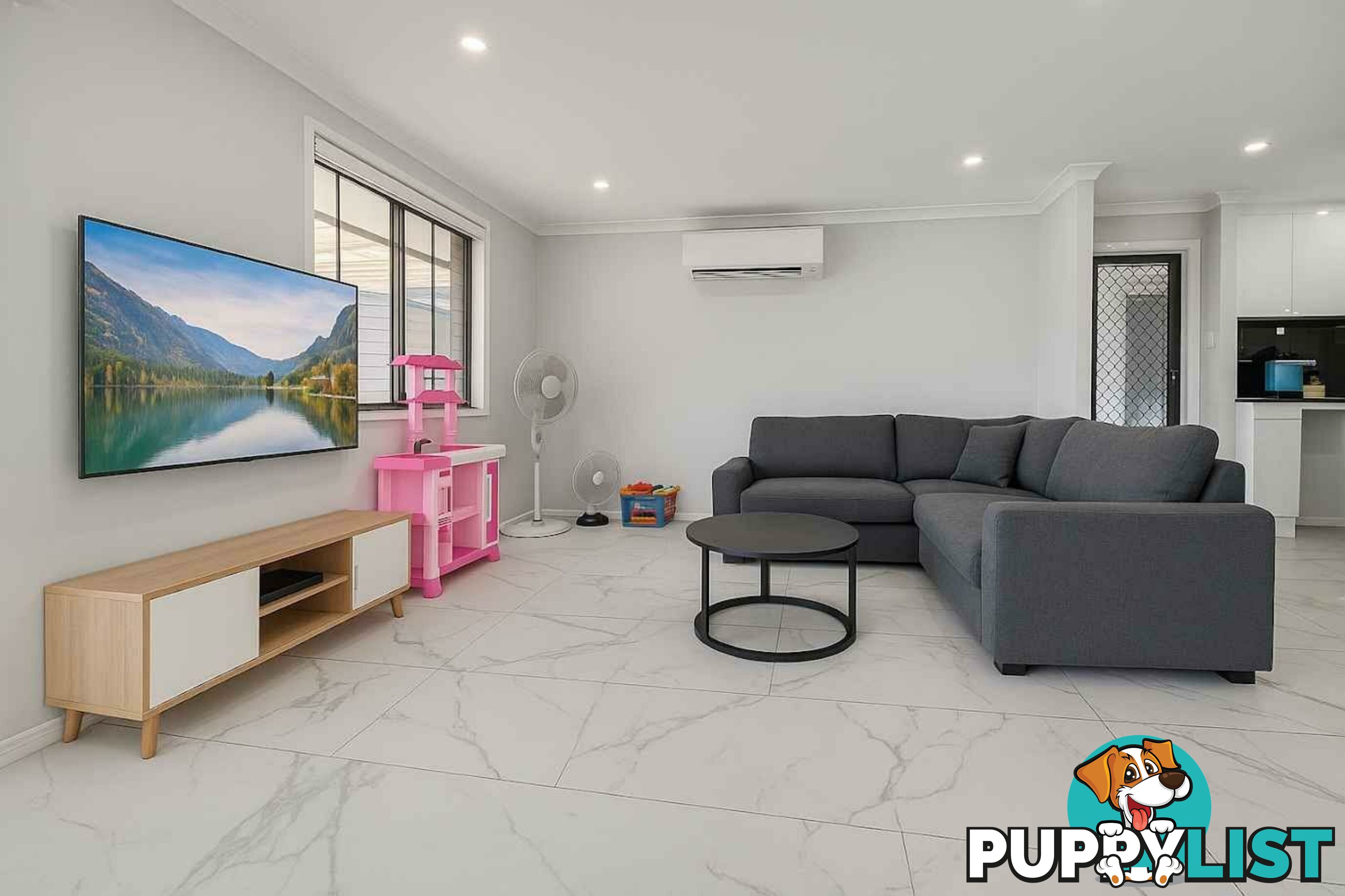 3 Glenlea CANLEY HEIGHTS NSW 2166