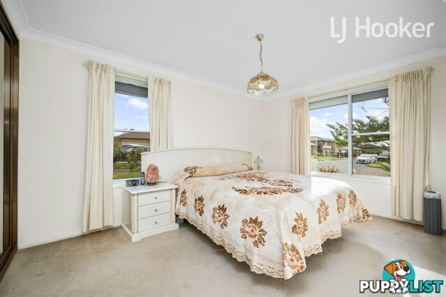 17 ST KILDA ST ST JOHNS PARK NSW 2176