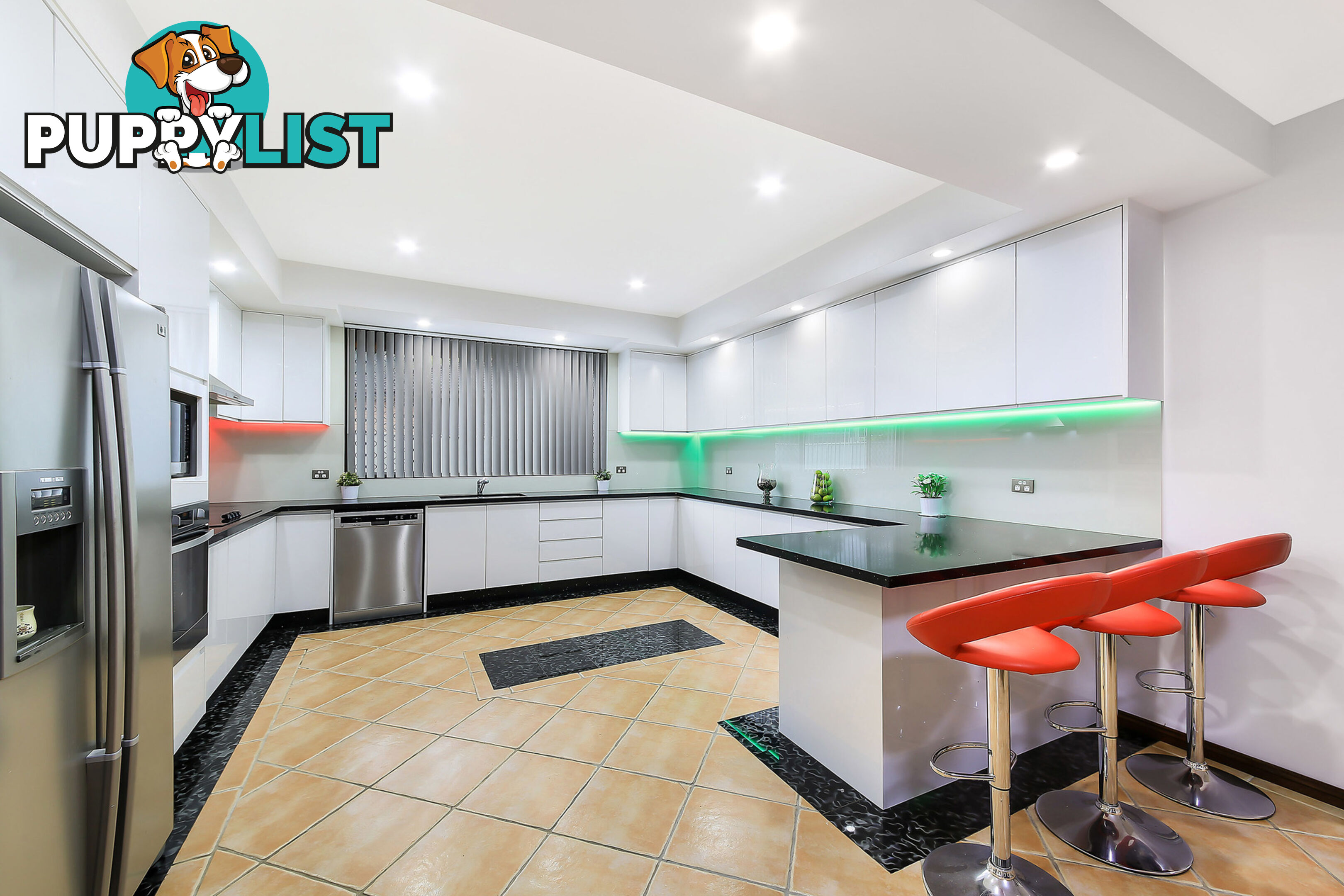 5 Moonbi Close GREENFIELD PARK NSW 2176