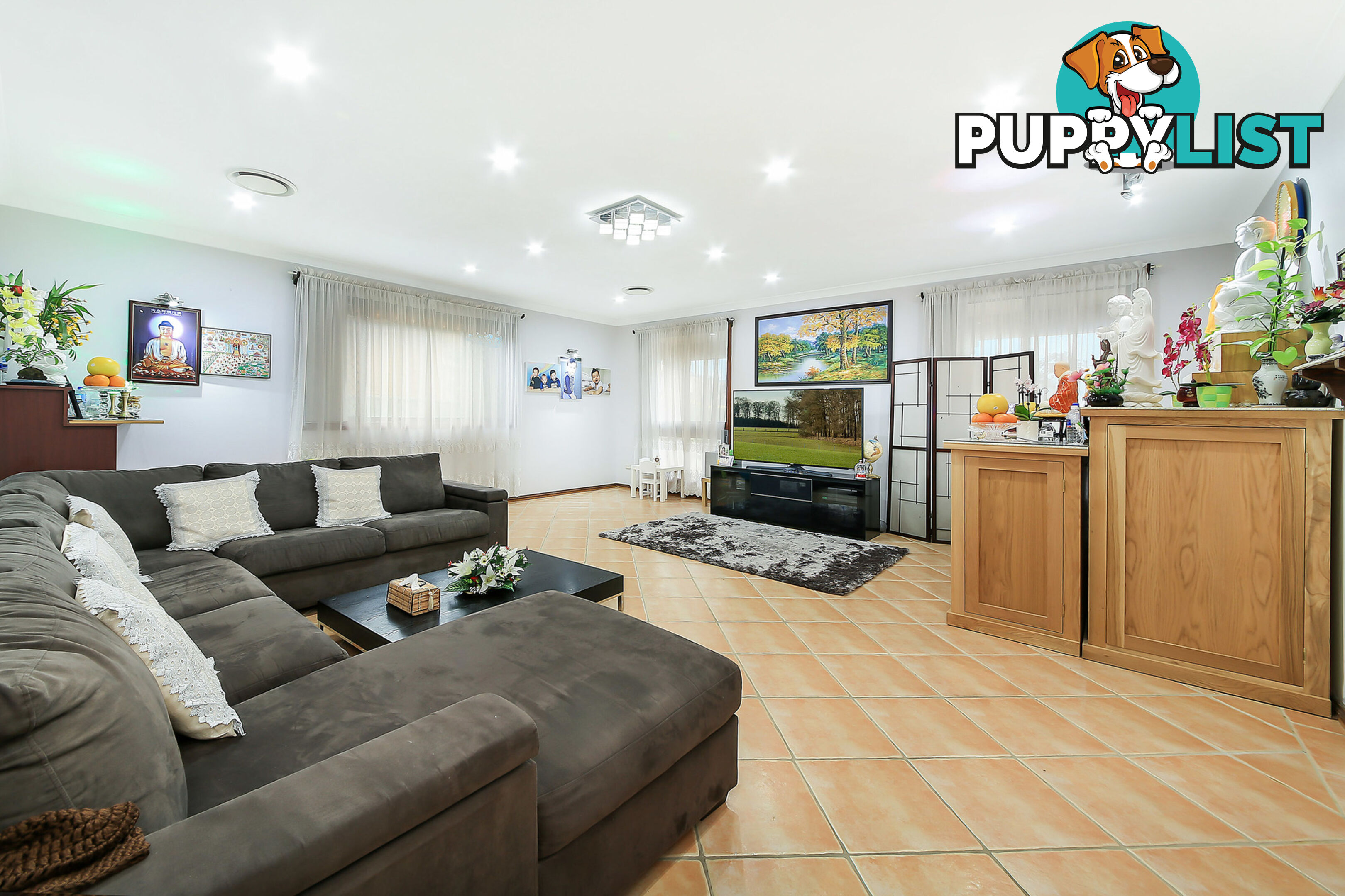 5 Moonbi Close GREENFIELD PARK NSW 2176