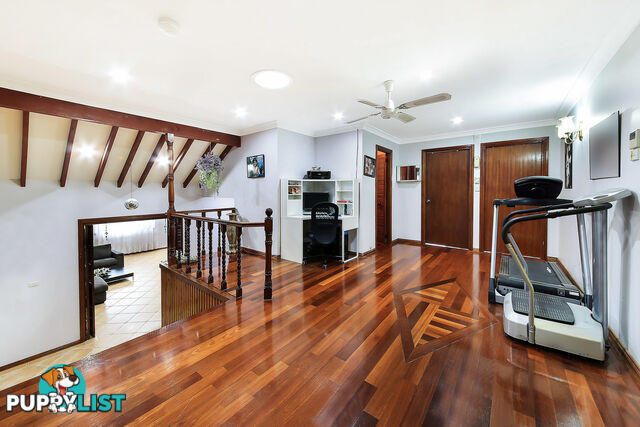 5 Moonbi Close GREENFIELD PARK NSW 2176