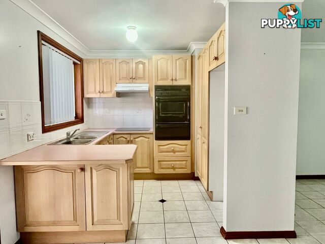4/8-10 Humphries Road WAKELEY NSW 2176