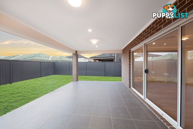 72 Skaife Street ORAN PARK NSW 2570