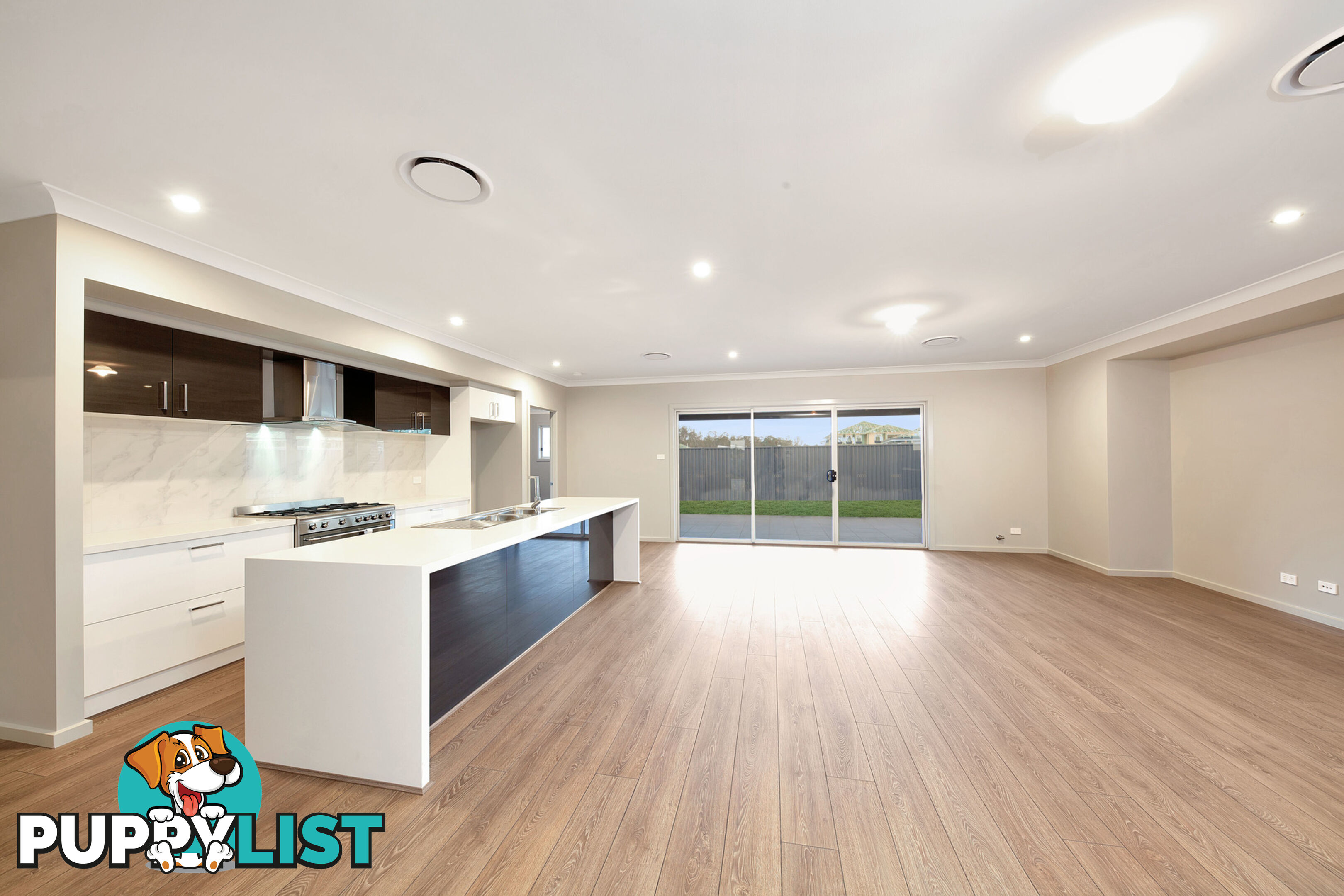 72 Skaife Street ORAN PARK NSW 2570