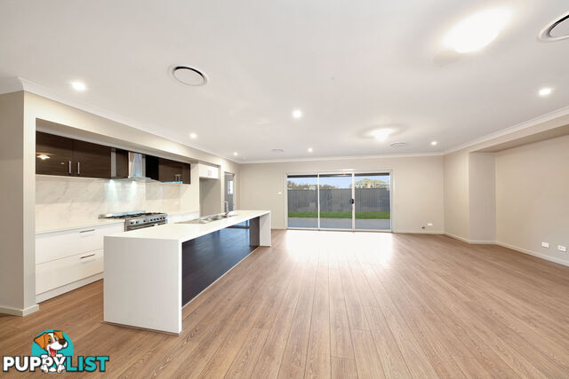 72 Skaife Street ORAN PARK NSW 2570