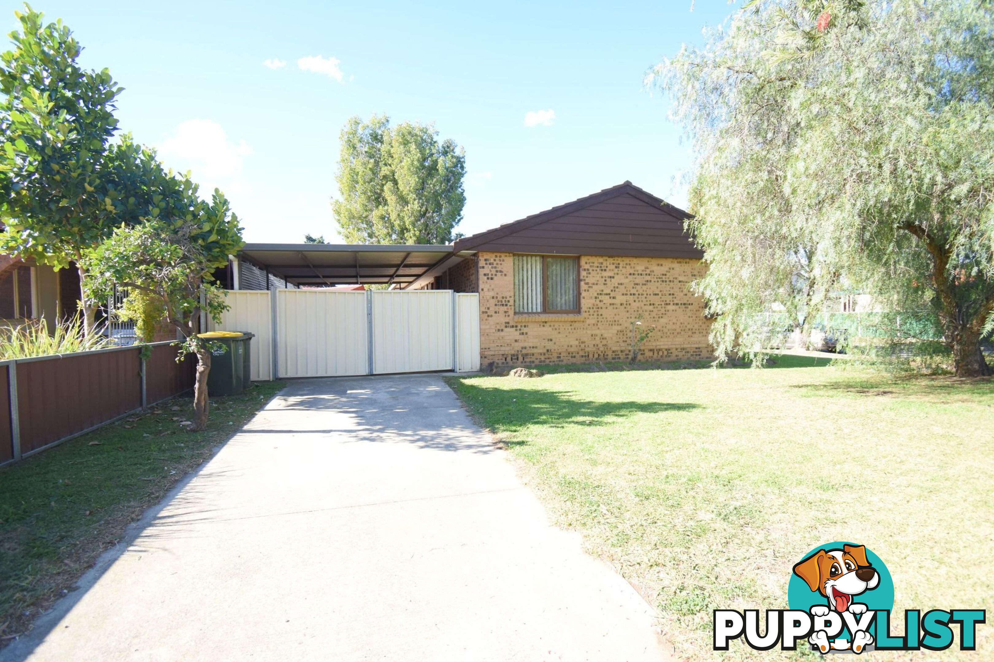 1 Merri Place ST JOHNS PARK NSW 2176