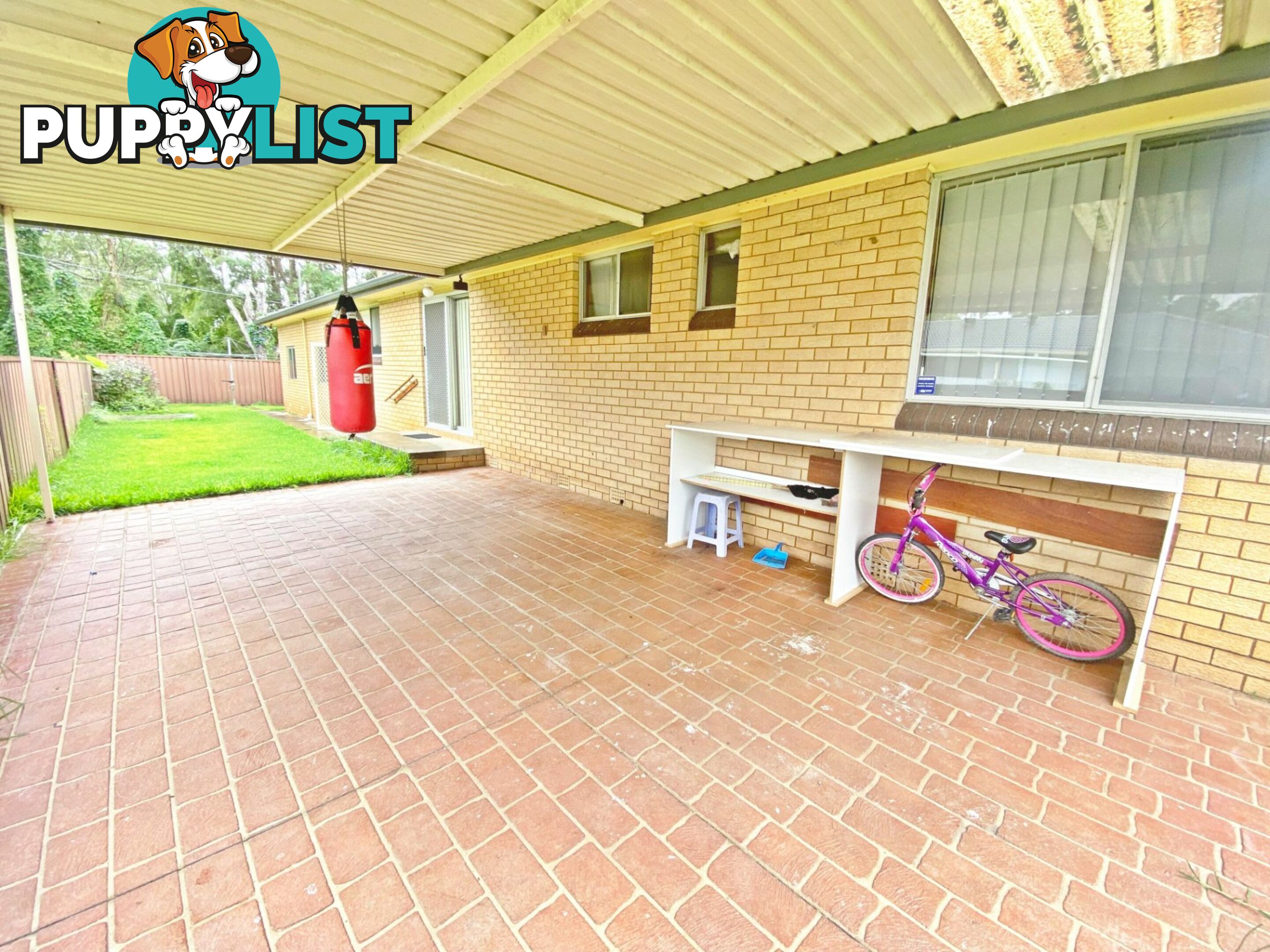 1 GLADSTONE ST CANLEY HEIGHTS NSW 2166