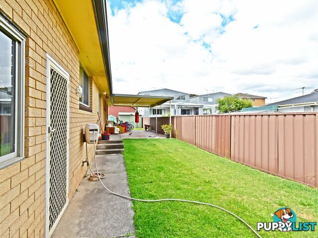 1 GLADSTONE ST CANLEY HEIGHTS NSW 2166