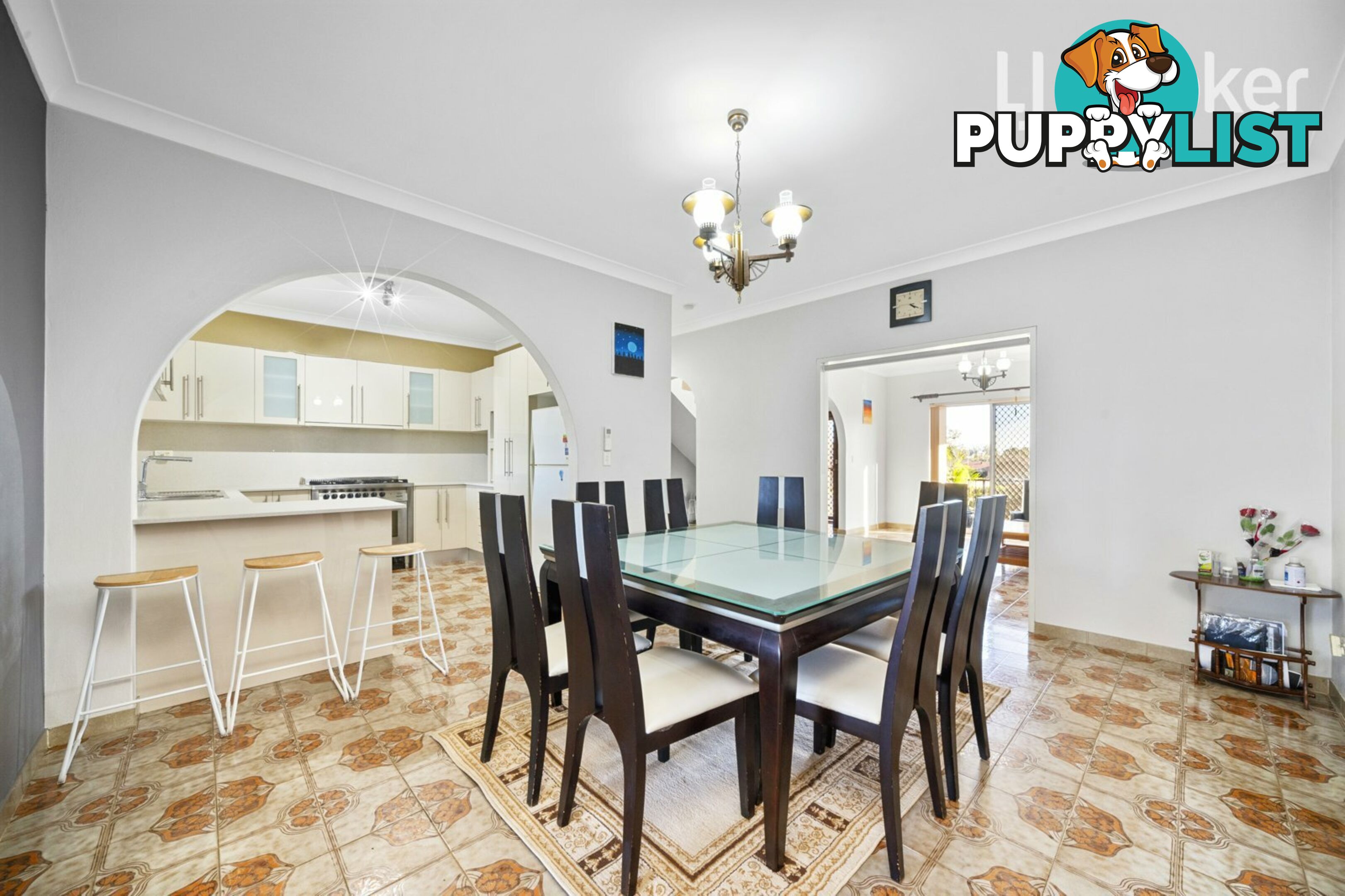 41 OLIVERI CRES GREEN VALLEY NSW 2168