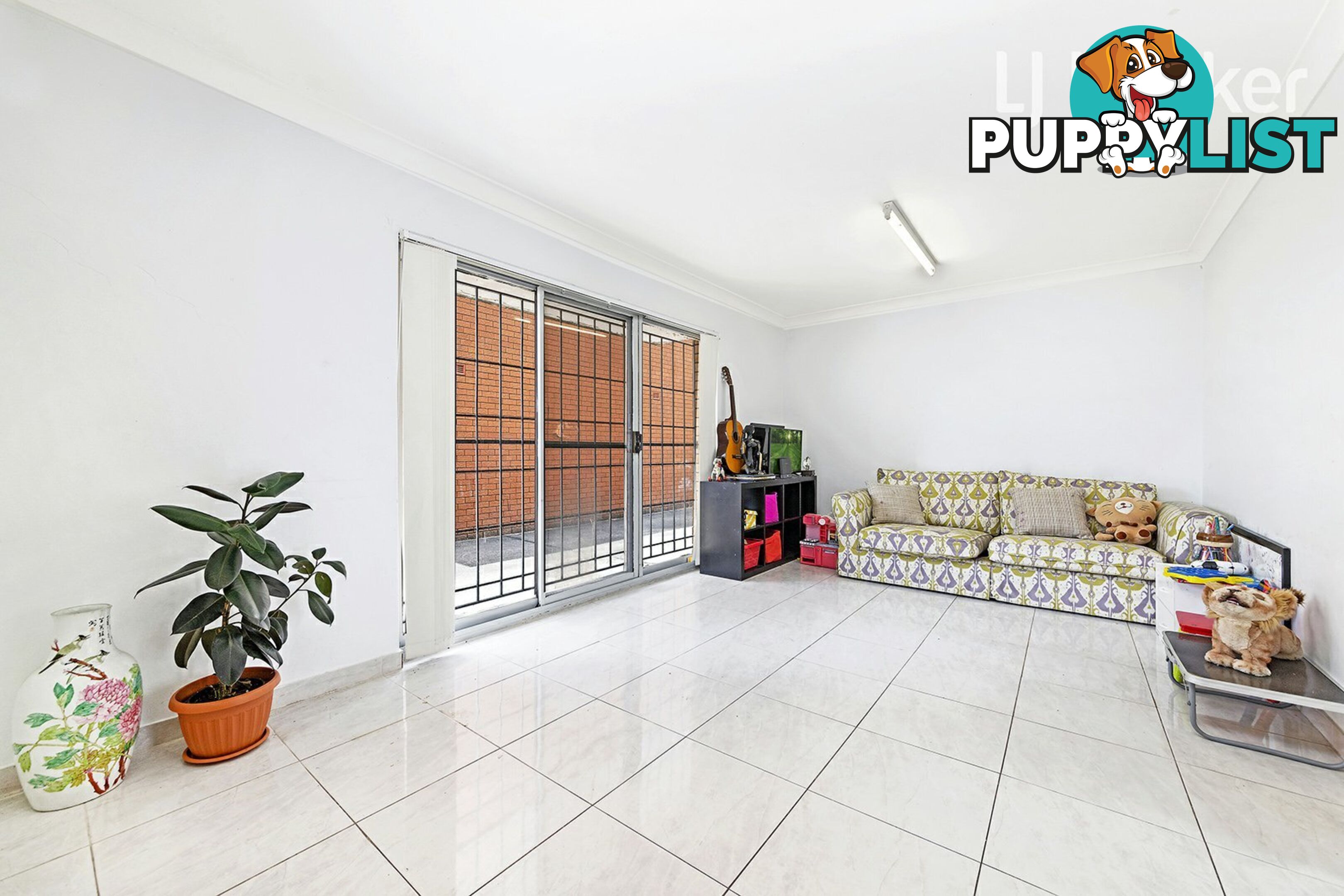 2/29 Hill St CABRAMATTA NSW 2166