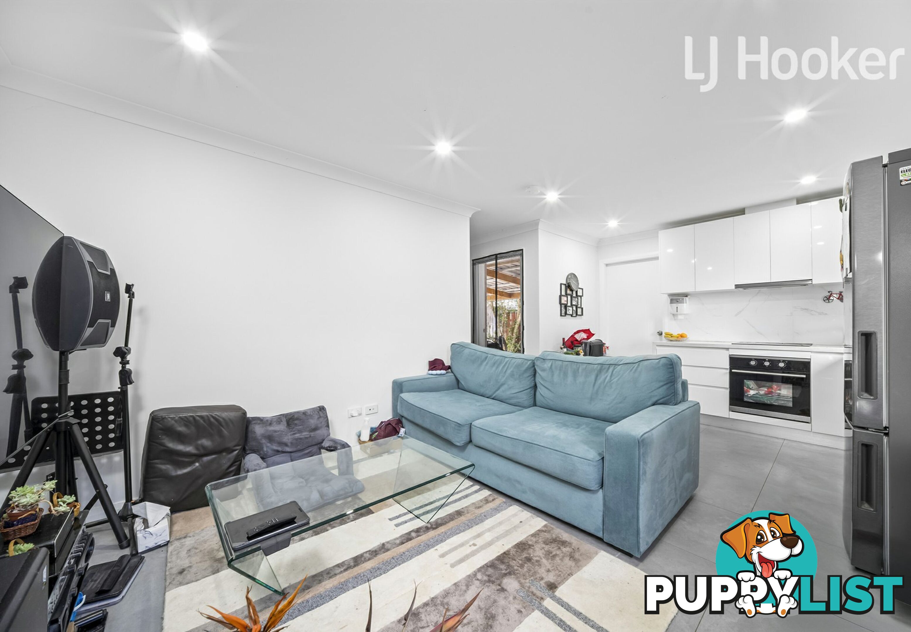 79 & 79A Hollywood Drive LANSVALE NSW 2166