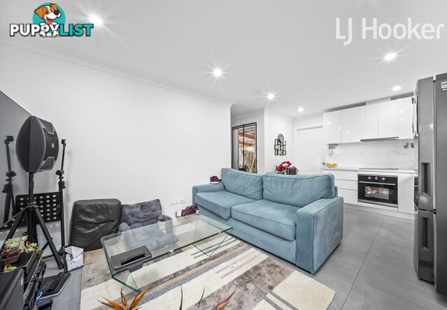 79 & 79A Hollywood Drive LANSVALE NSW 2166