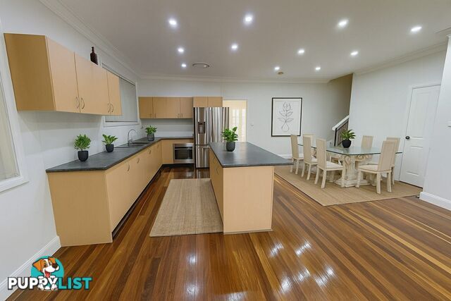 15 Howard Close GREEN VALLEY NSW 2168