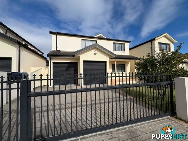 15 Howard Close GREEN VALLEY NSW 2168