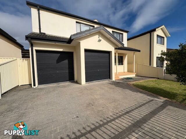 15 Howard Close GREEN VALLEY NSW 2168