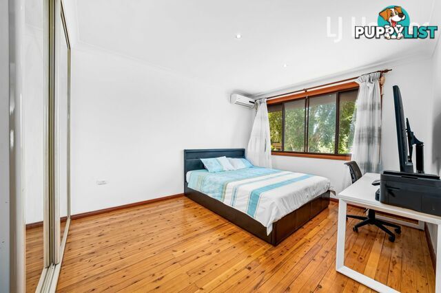 7 Drummoyne Cr ST JOHNS PARK NSW 2176