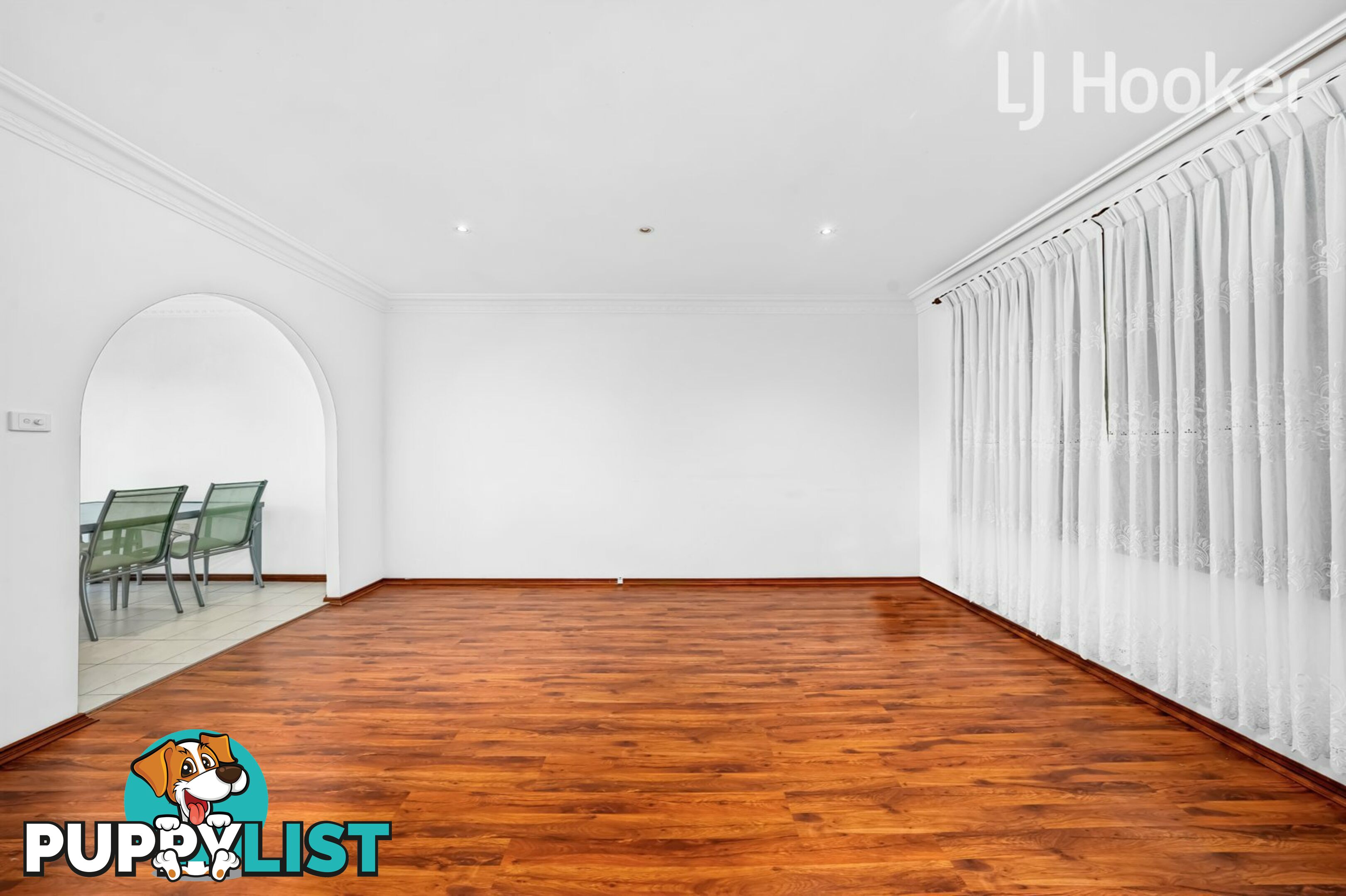 7 Drummoyne Cr ST JOHNS PARK NSW 2176