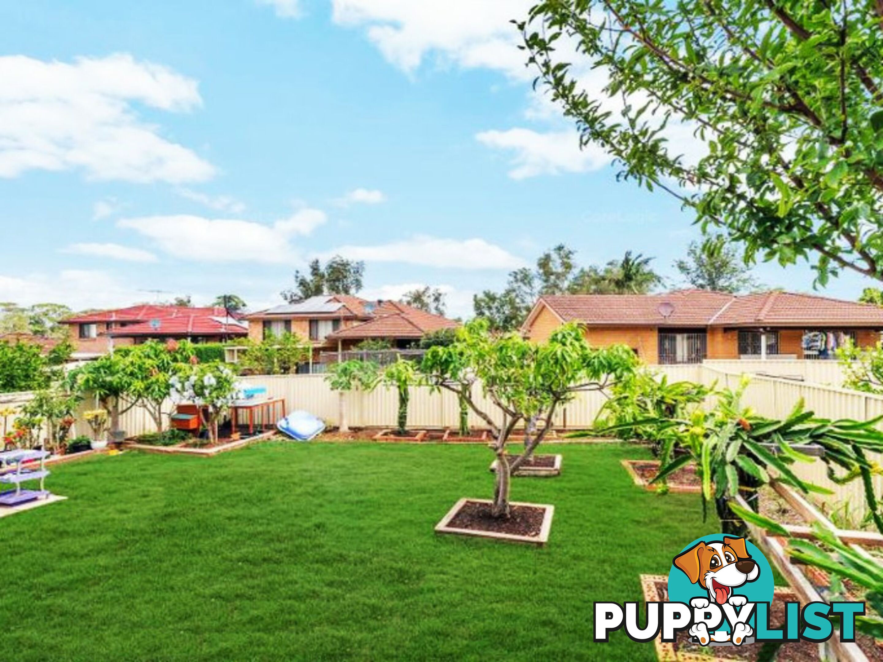 7 Drummoyne Cr ST JOHNS PARK NSW 2176